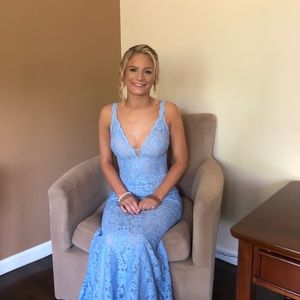 Meet your Posher, Erin